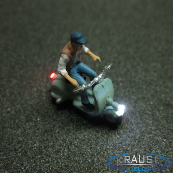 Figur 1:87 Mann auf Roller mit LED Beleuchtung